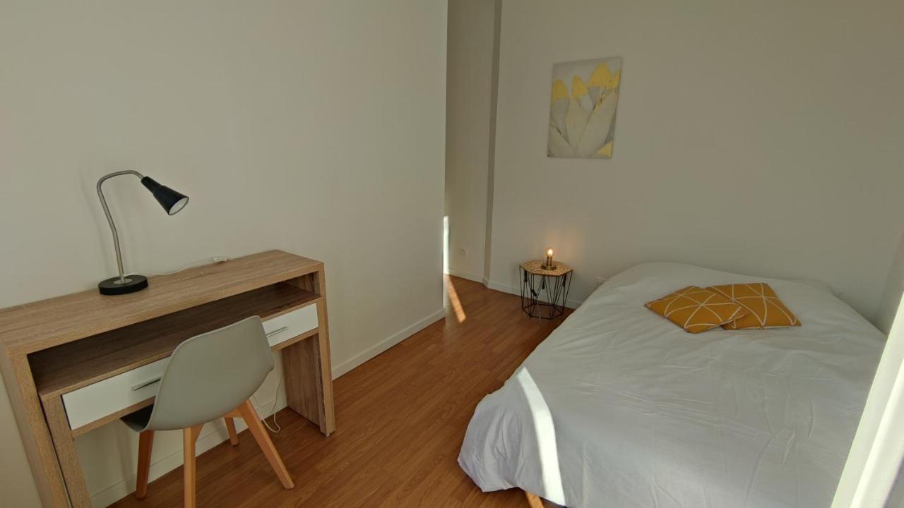 Le Terracotta Ideal Groupe Salle De Sport Parking Gratuit Troyes Bagian luar foto